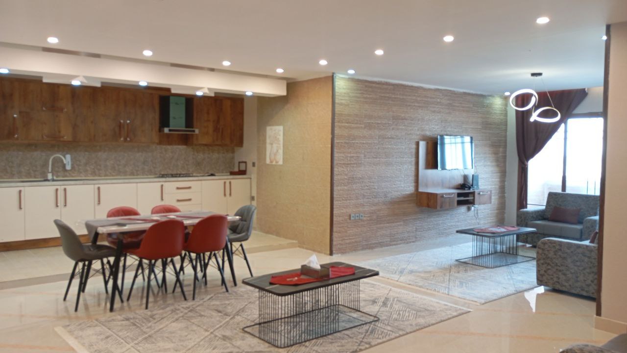 photo_5868711513496340606_y